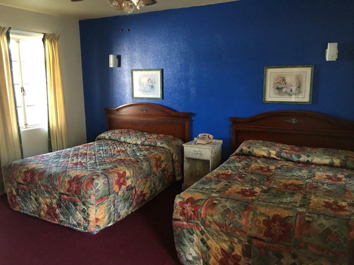 فريدريكسبيرغ Azure Hills Inn And Suites المظهر الخارجي الصورة