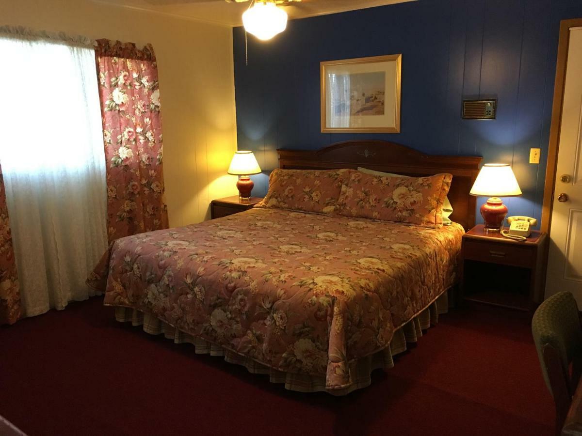 فريدريكسبيرغ Azure Hills Inn And Suites المظهر الخارجي الصورة